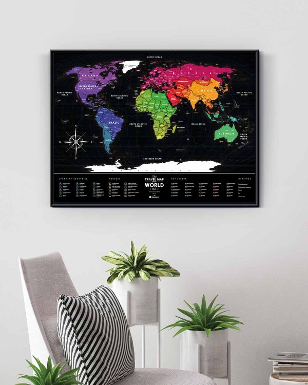 Scratch Map Black World colored in enterior