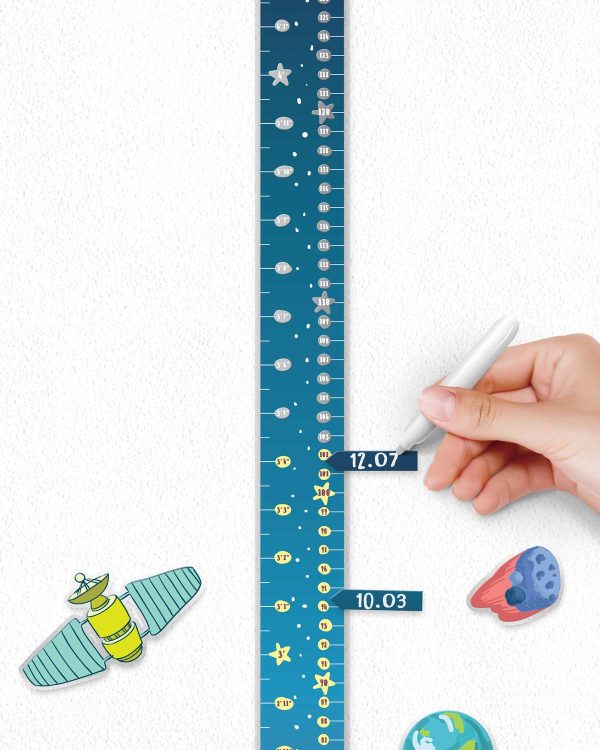 Scratch-off Wall Growth Chart “SPACE ADVENTURES” birthday