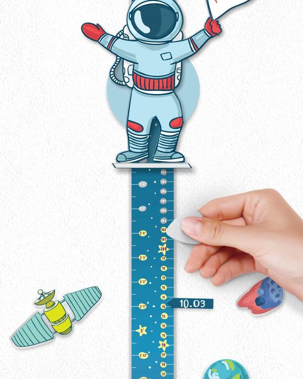 Scratch-off Wall Growth Chart “SPACE ADVENTURES”scratching hight